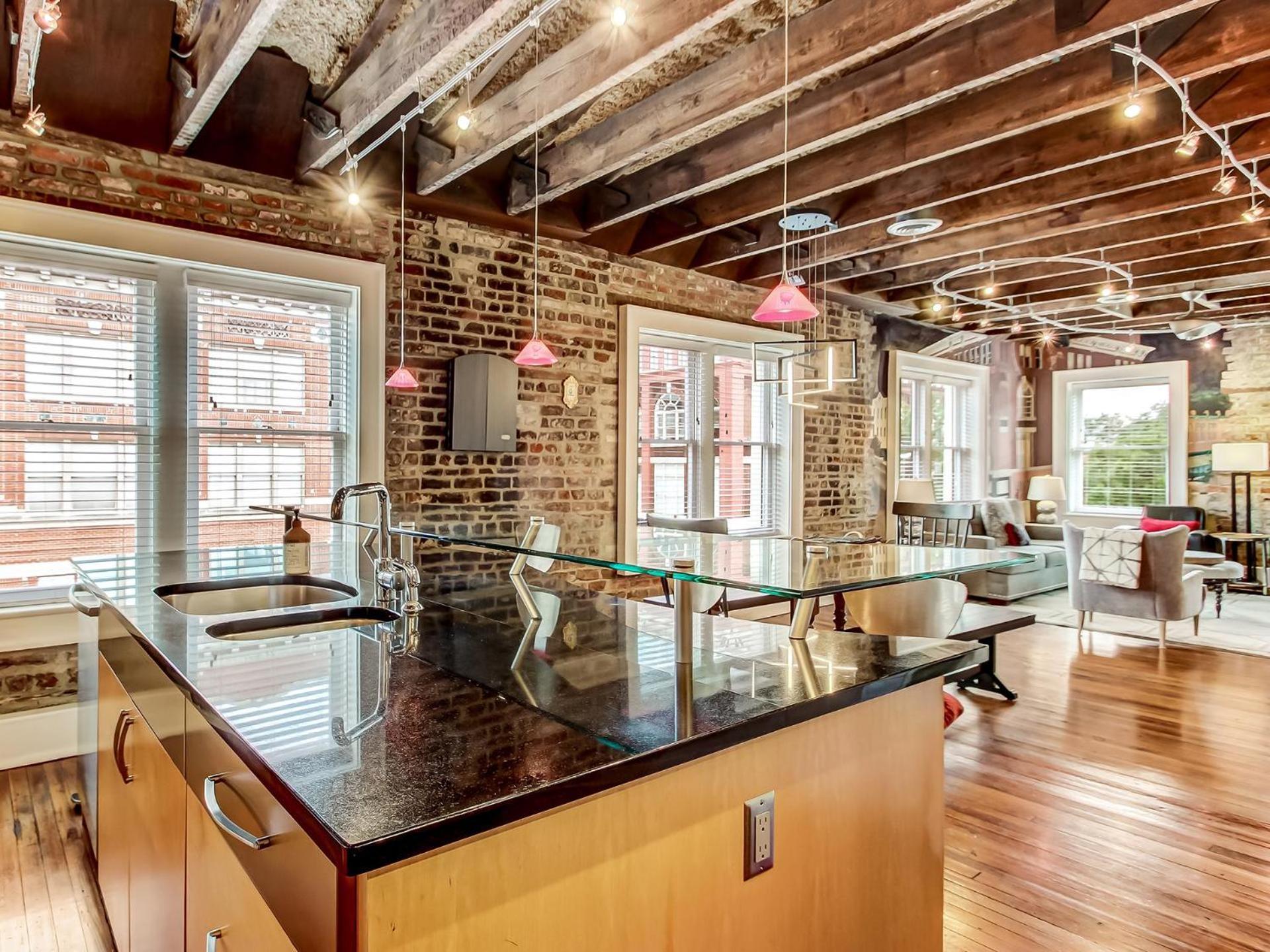 サバンナBroughton Corner Loftアパートメント エクステリア 写真